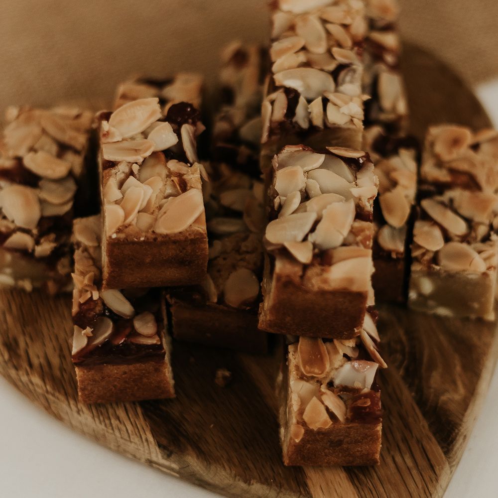 blondie-bakewell-bites