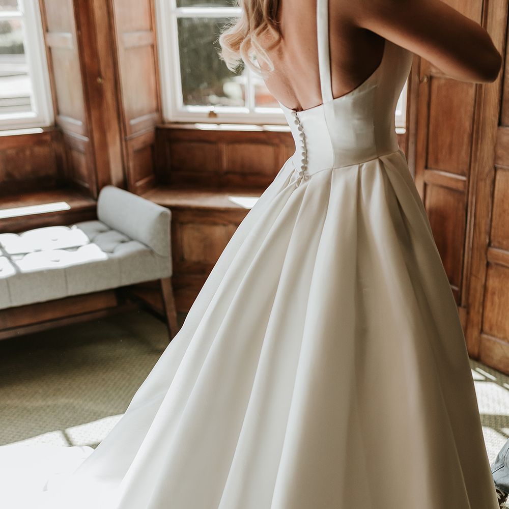 bride-in-classic-wedding-dress
