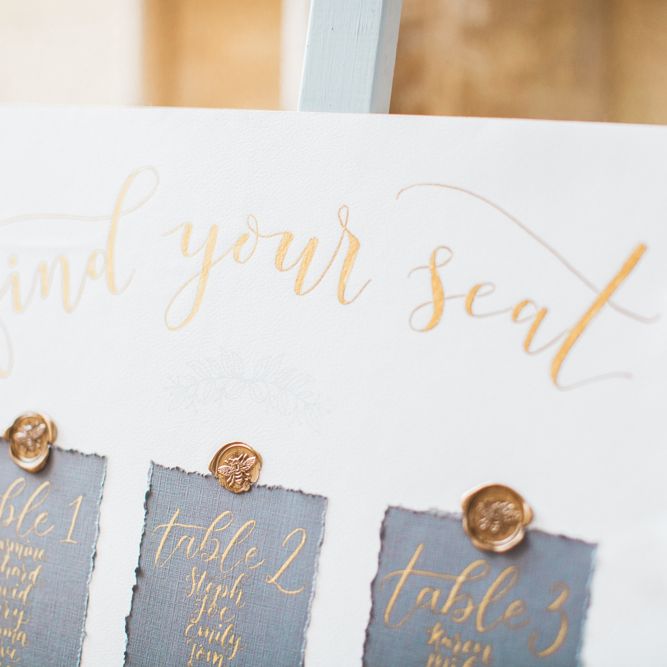 Elegant Grey White & Gold Table Plan