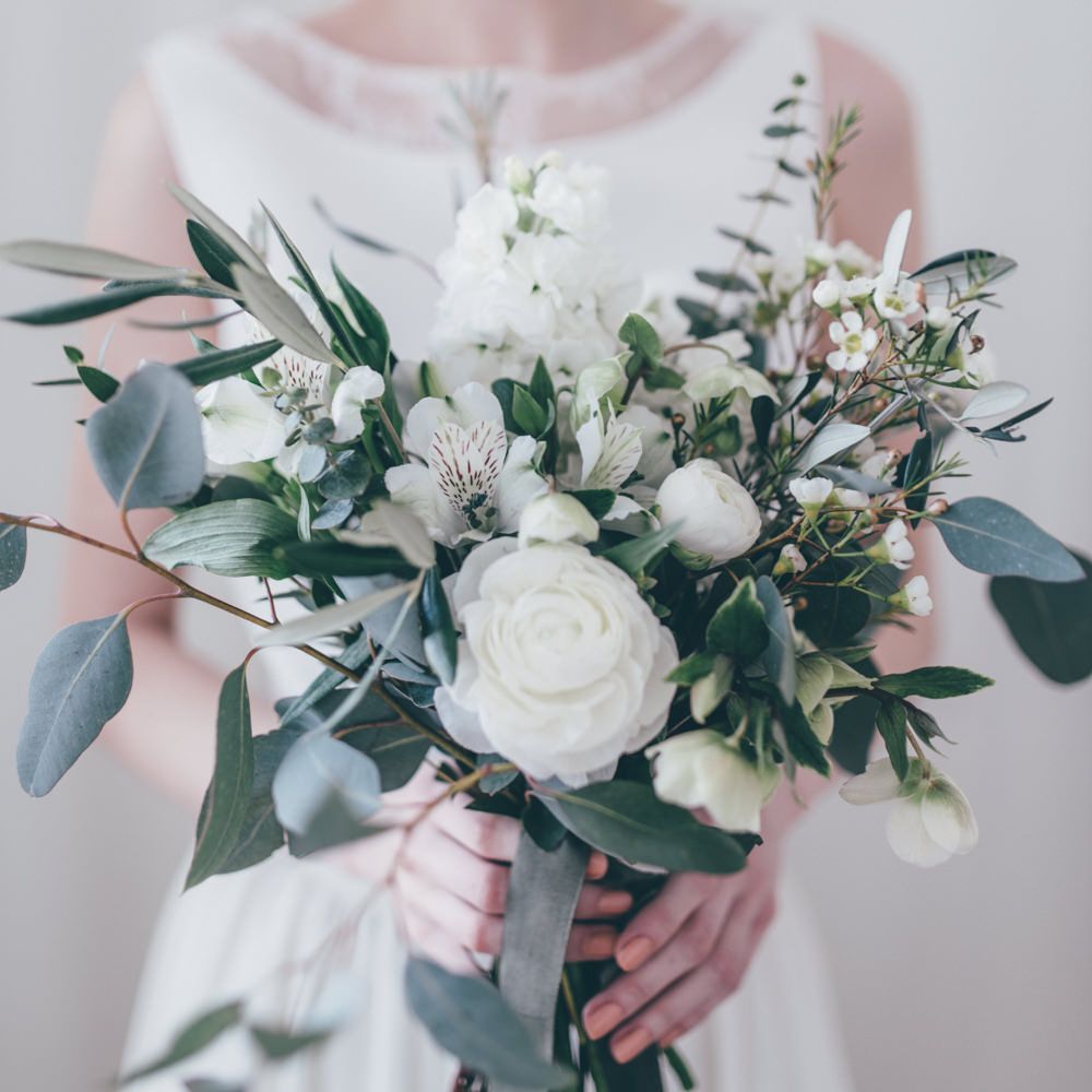 Image by <a href="https://www.paulinaweddings.com/" target="_blank">Paulina Weddings</a>