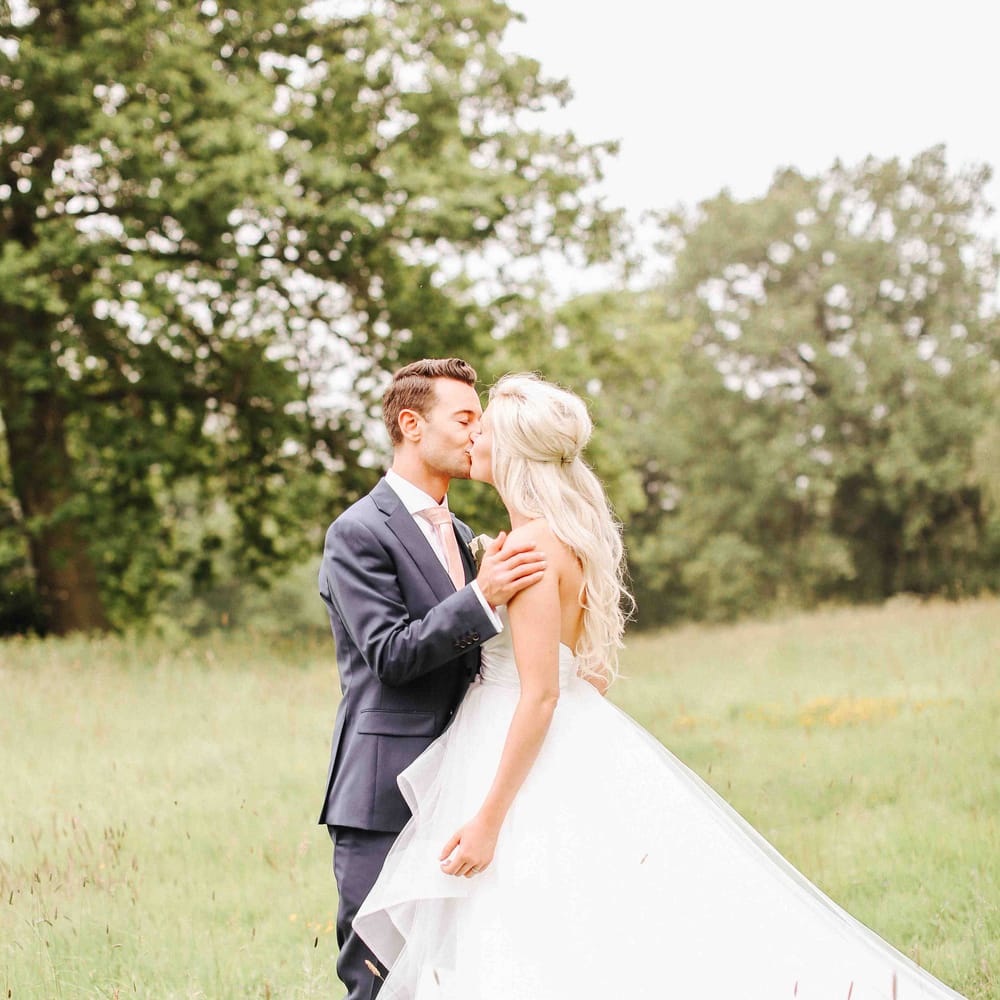 Bride & Groom Kissing Portrait