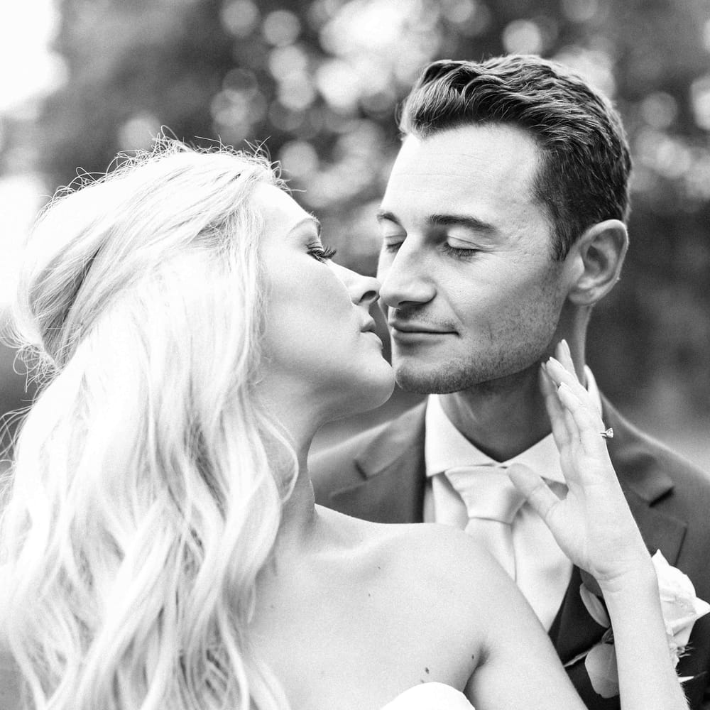 Bride & Groom Kissing Portrait