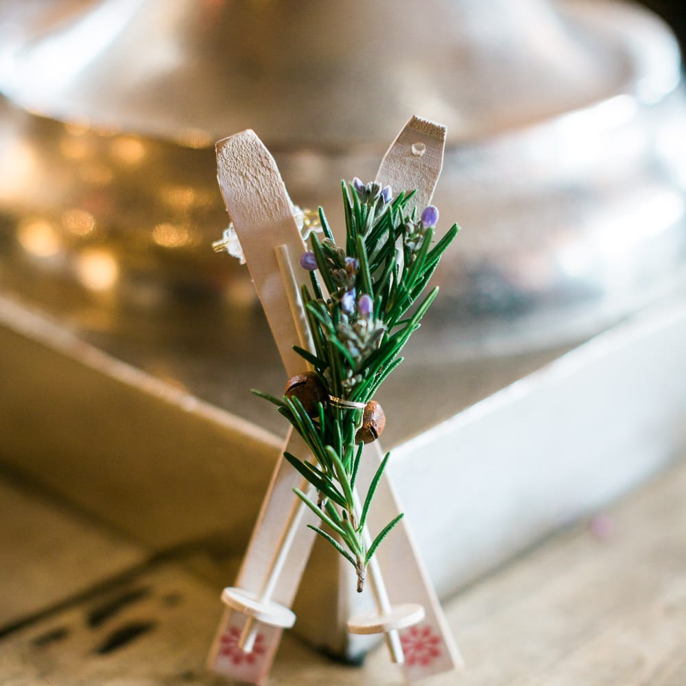 Apres Ski Buttonhole