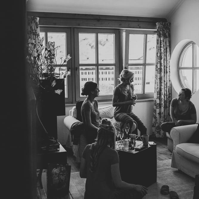 Bridal Party Getting Ready
