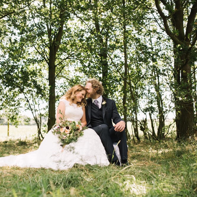 Romantic Bride & Groom Portrait