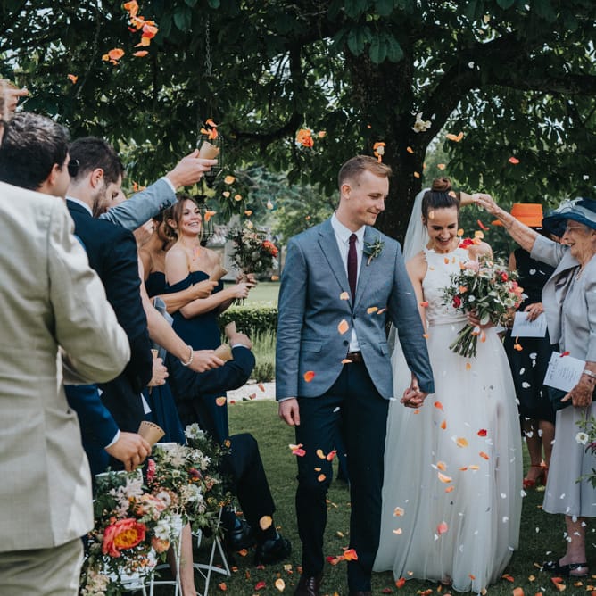 Confetti Exit