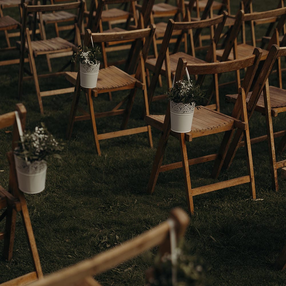 Outdoor Coastal Wedding at Ravensheugh Log Cabin in Scotland | Alpacas | MacGregor and MacDuff Kilts | Album Weddings Photography | Second Shooter Lovro Rozina