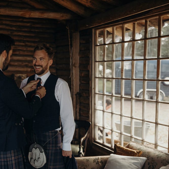 Outdoor Coastal Wedding at Ravensheugh Log Cabin in Scotland | Alpacas | MacGregor and MacDuff Kilts | Album Weddings Photography | Second Shooter Lovro Rozina