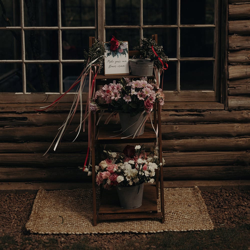 Outdoor Coastal Wedding at Ravensheugh Log Cabin in Scotland | Alpacas | MacGregor and MacDuff Kilts | Album Weddings Photography | Second Shooter Lovro Rozina
