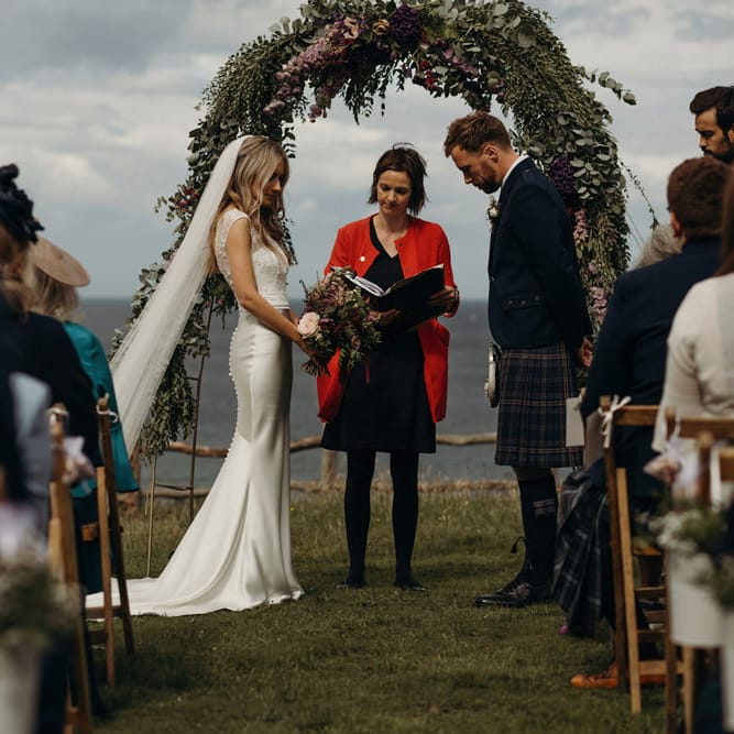 Outdoor Coastal Wedding at Ravensheugh Log Cabin in Scotland | Alpacas | MacGregor and MacDuff Kilts | Album Weddings Photography | Second Shooter Lovro Rozina