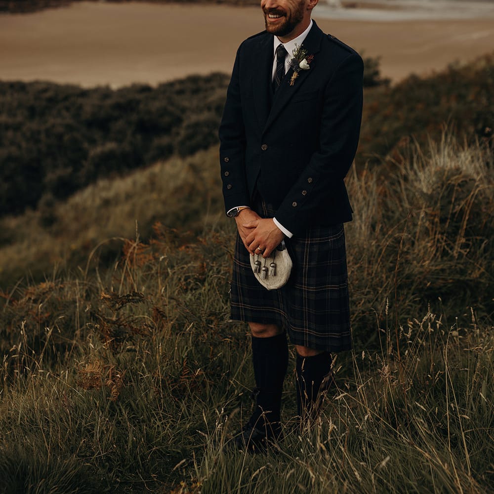 Outdoor Coastal Wedding at Ravensheugh Log Cabin in Scotland | Alpacas | MacGregor and MacDuff Kilts | Album Weddings Photography | Second Shooter Lovro Rozina
