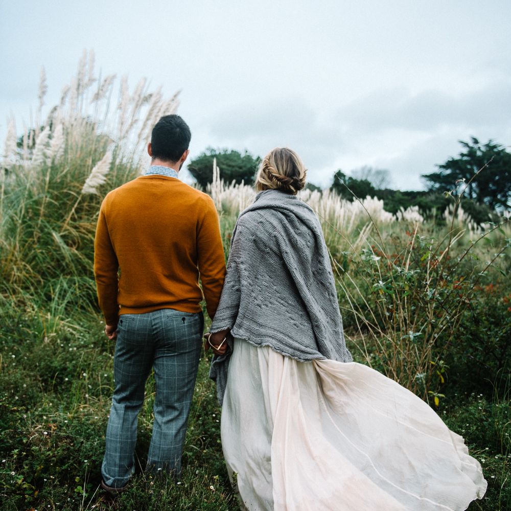 Autumnal Wedding Inspiration At The Coast With Pampas Grass Moon Gate & Drip Icing Cake With Images From Olivia Bossert Photography & Styling By The Artful Event Co