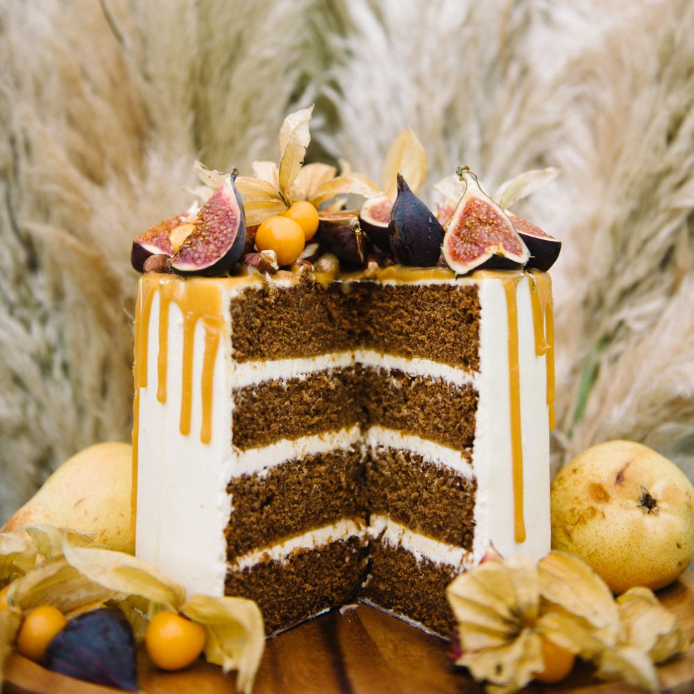 Autumnal Wedding Inspiration At The Coast With Pampas Grass Moon Gate & Drip Icing Cake With Images From Olivia Bossert Photography & Styling By The Artful Event Co
