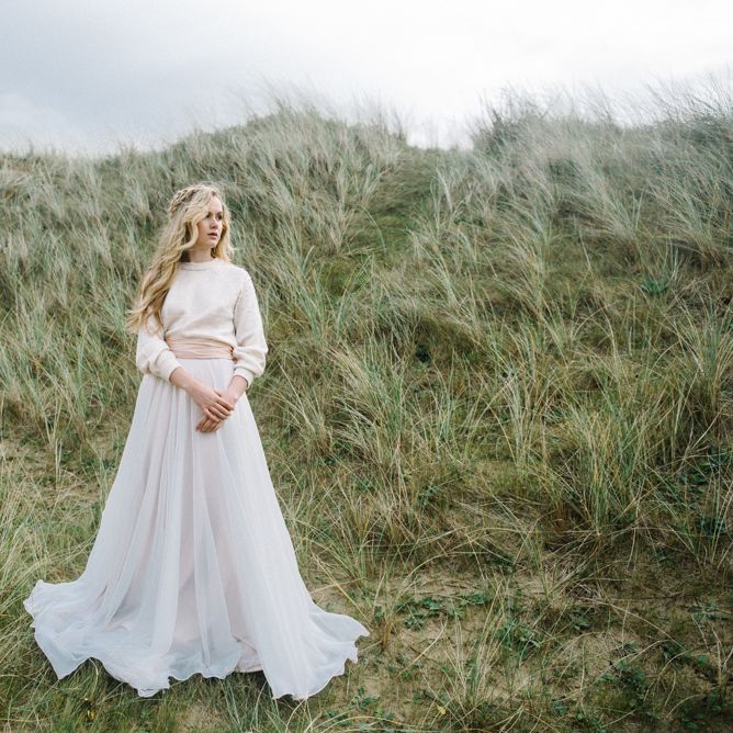 Autumnal Wedding Inspiration At The Coast With Pampas Grass Moon Gate & Drip Icing Cake With Images From Olivia Bossert Photography & Styling By The Artful Event Co