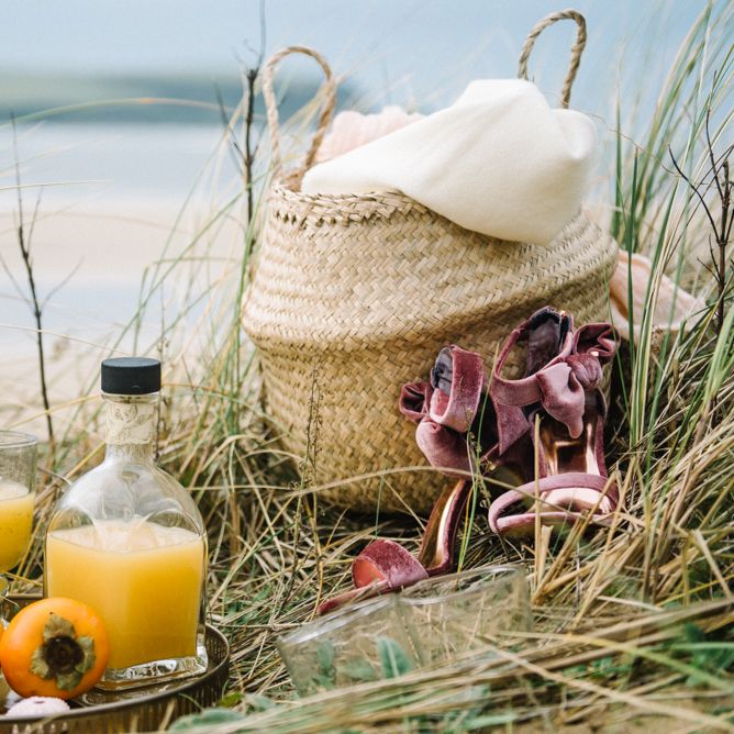 Autumnal Wedding Inspiration At The Coast With Pampas Grass Moon Gate & Drip Icing Cake With Images From Olivia Bossert Photography & Styling By The Artful Event Co