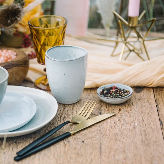 Autumnal Wedding Inspiration At The Coast With Pampas Grass Moon Gate & Drip Icing Cake With Images From Olivia Bossert Photography & Styling By The Artful Event Co