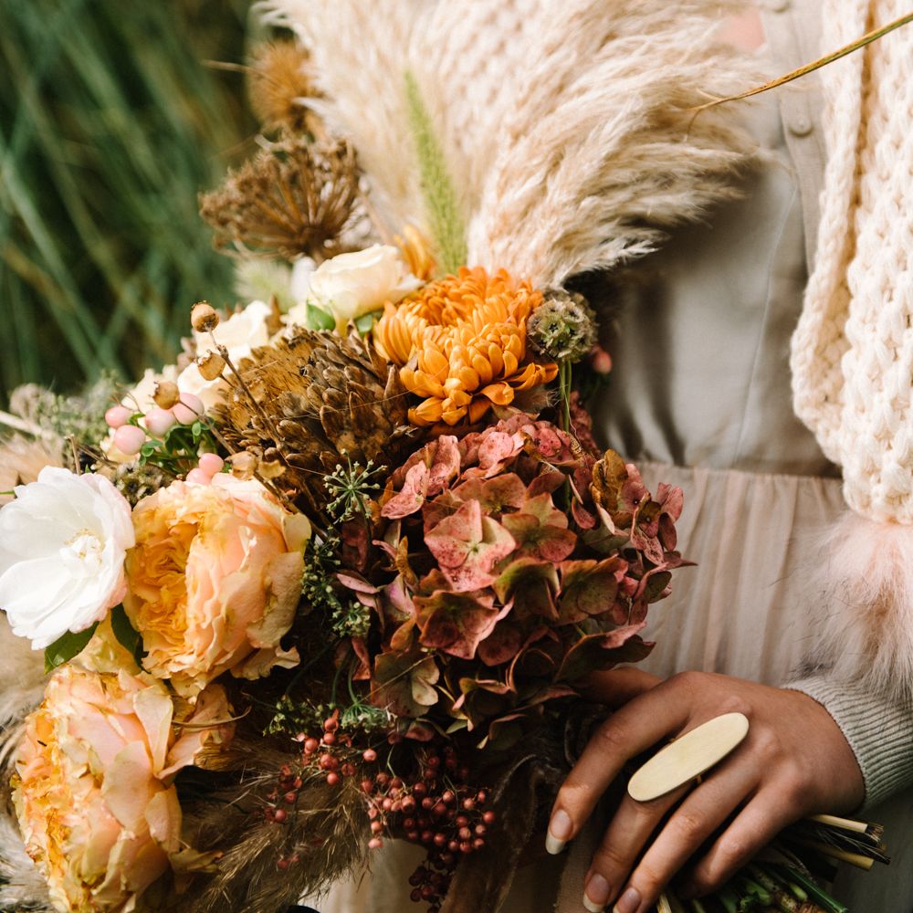 Autumnal Wedding Inspiration At The Coast With Pampas Grass Moon Gate & Drip Icing Cake With Images From Olivia Bossert Photography & Styling By The Artful Event Co