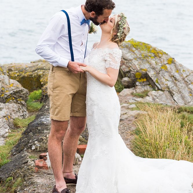 Bride in Lace Wedding Dress | Groom in Shorts, Braces & Bow Tie | Coastal Wedding at Driftwood Spas St Agnes, Cornwall | Jessica Grace Photography
