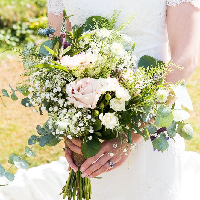 Romantic Bridal Bouquet | Coastal Wedding at Driftwood Spas St Agnes, Cornwall | Jessica Grace Photography