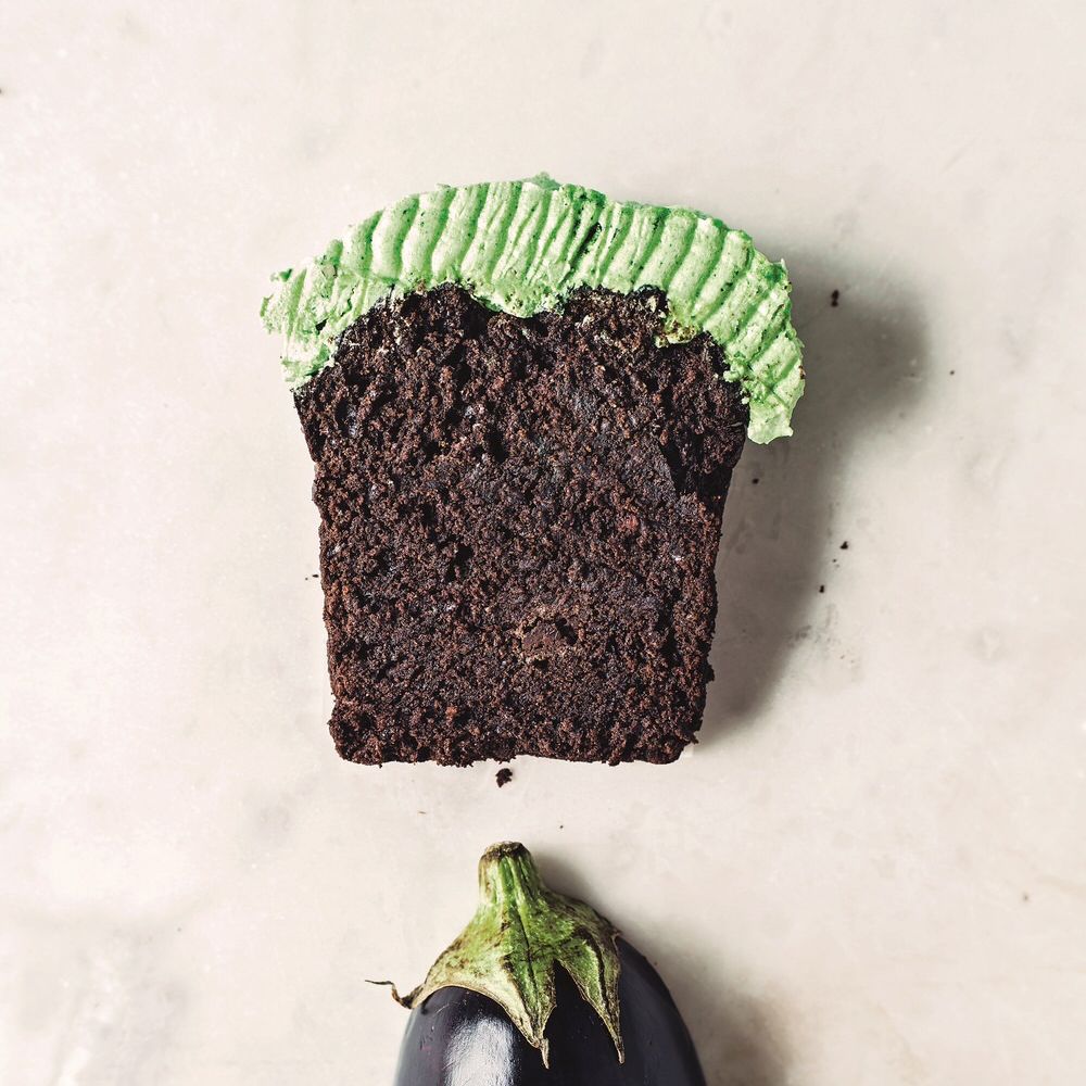 Plant Based Wedding Cakes with Bee's Bakery