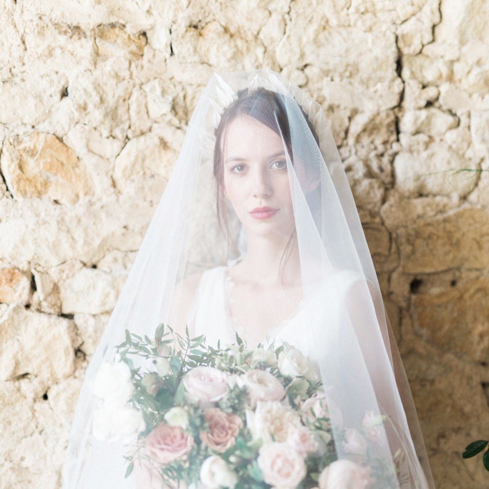 Bridal Beauty | Romantic Blush Wedding Inspiration by The Wedding Stylist at Notley Abbey with Joanna Truby Flowers | Emma Pilkington Photography | Opaline Films