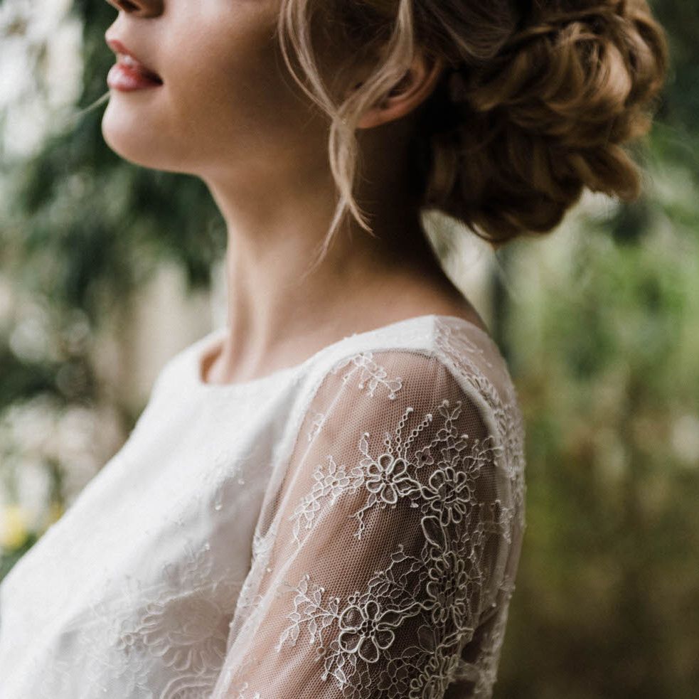 Bridal Separates By KMR Bespoke Bridal | Bright Wedding Bouquet | Sheffield Botanical Gardens | Sarah Folega Fine Art Photography