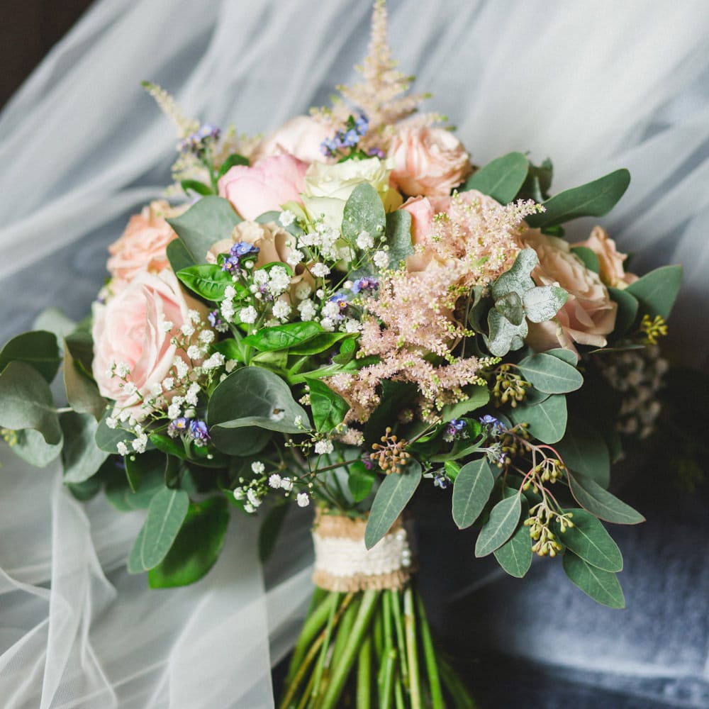 Blush Bouquet | The Gibson's Photography | Second Shooter Martin Venherm | White Balloon Films