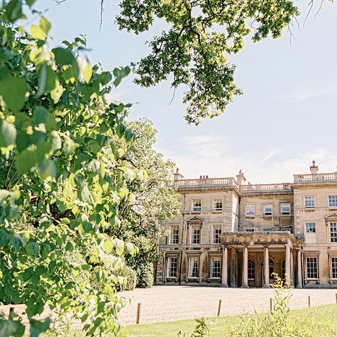 Classic Blue & White Wedding at Prestwold Hall in Loughborough | Georgina Harrison Photography