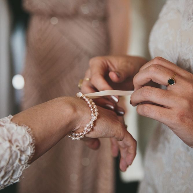 McKinley Getting ready | Stewart Parvin | Images by McKinley Rogers