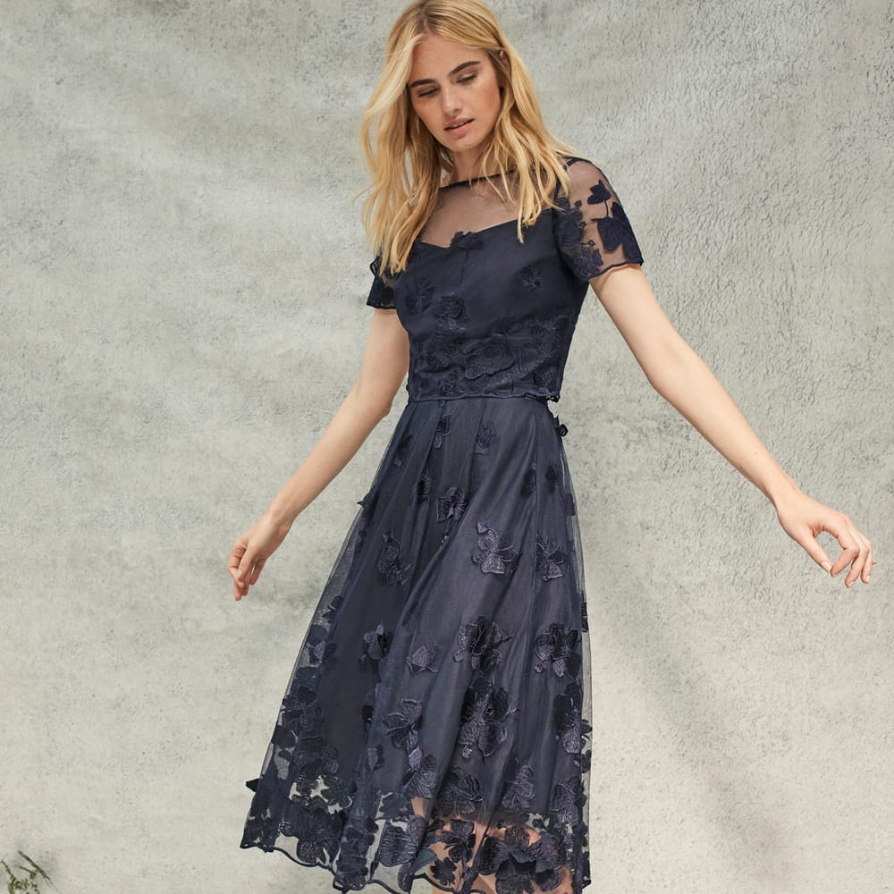 <a href="https://www.coast stores.com/p/neive lace top/1914520?utm_source=Rock_my_wedding&utm_medium=social&utm_campaign=blog_post&utm_content=neivetop" rel="noopener" target="_blank">Neive Lace Top</a> & <a href="https://www.coast stores.com/p/neive lace skirt/1914320?utm_source=Rock_my_wedding&utm_medium=social&utm_campaign=blog_post&utm_content=neiveskirt" rel="noopener" target="_blank">Neive Lace Skirt</a> by Coast