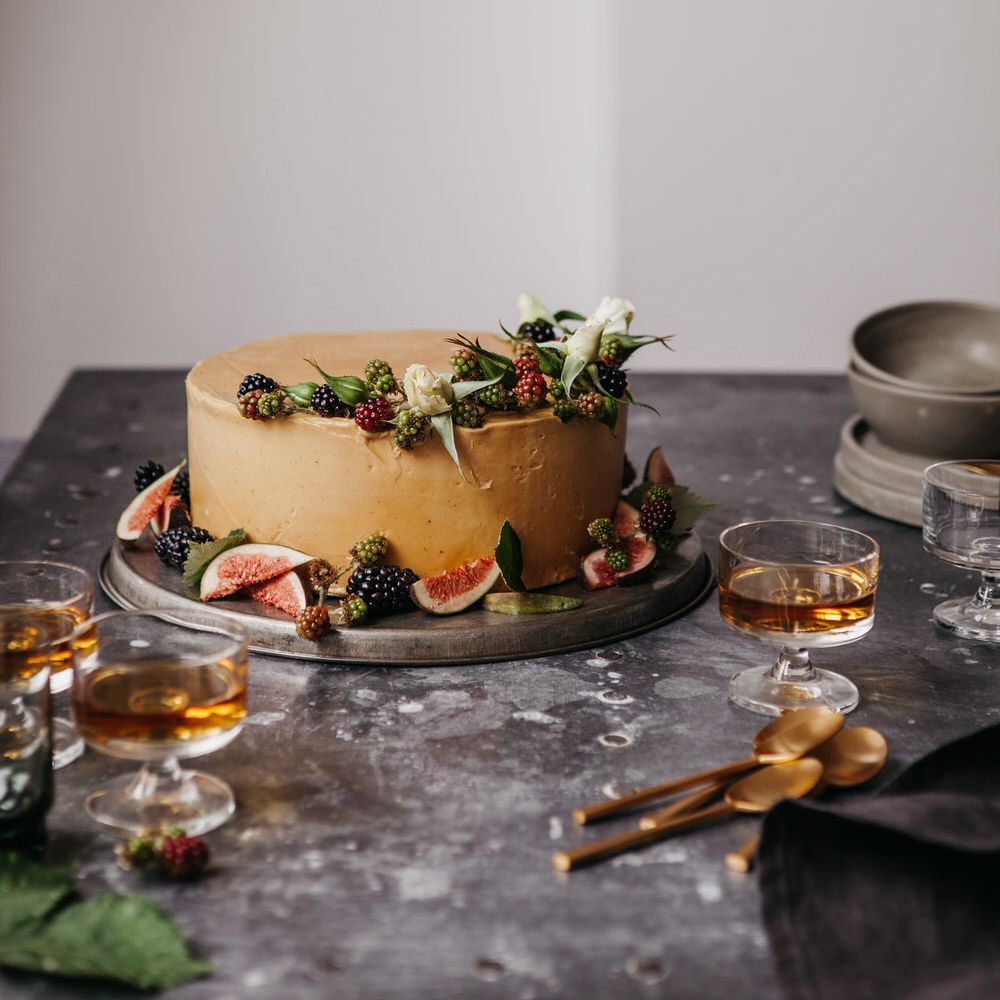 Elegant & Minimal Autumnal Wedding Inspiration