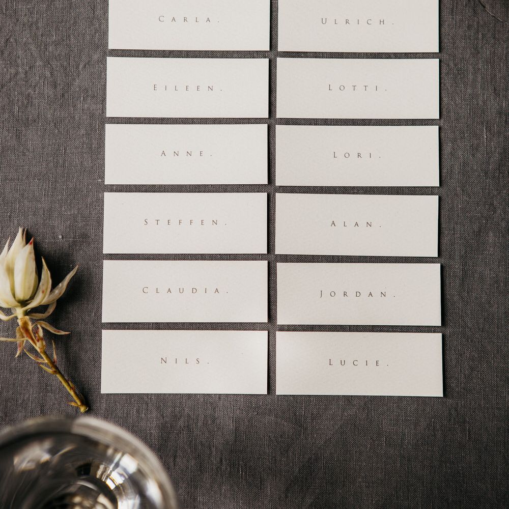 Elegant & Minimal Autumnal Wedding Inspiration