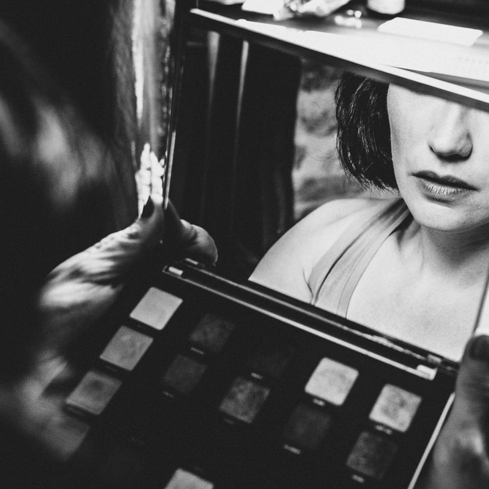 Bridal Makeup | Chic Rustic French Wedding at Le Morimont Styled by Féelicité | Photography by Chloe