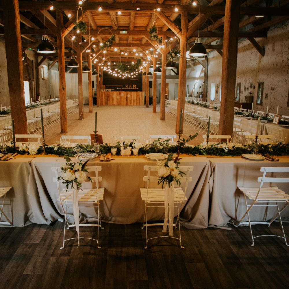 Rustic Barn Wedding Reception | Chic Rustic French Wedding at Le Morimont Styled by Féelicité | Photography by Chloe