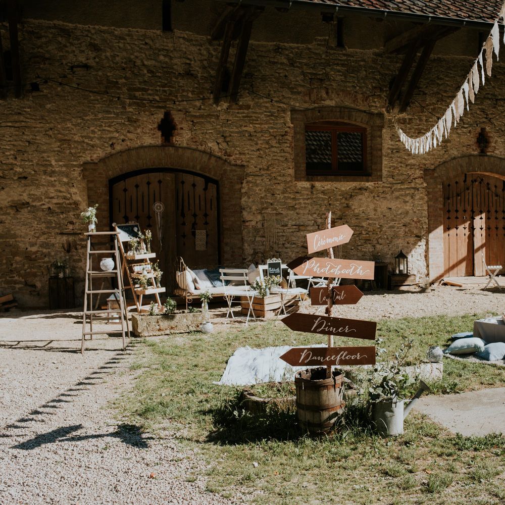Chic Rustic French Wedding at Le Morimont Styled by Féelicité | Photography by Chloe