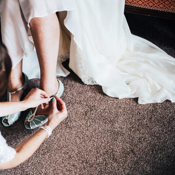 Wedding Morning Bridal Preparations | Colourful DIY Wedding at Barley Wood Country House in Somerset | A Thing Like That Photography