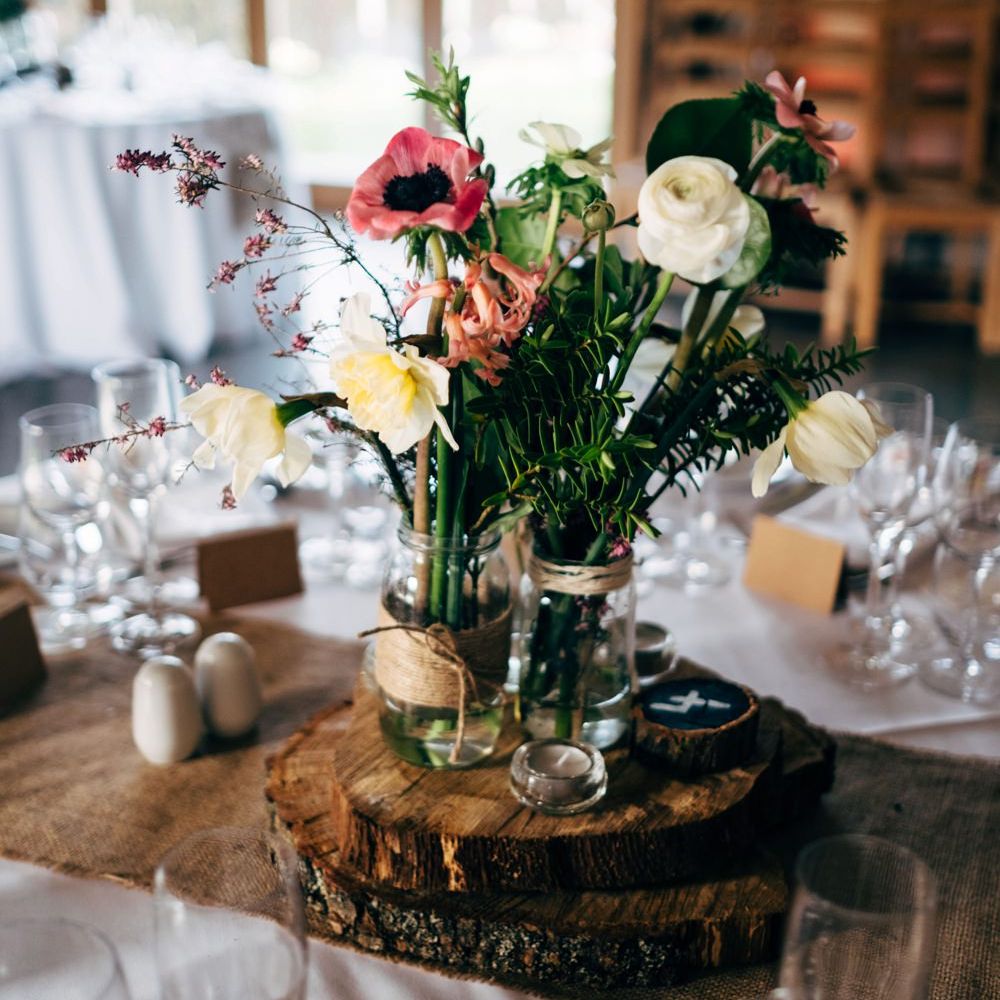 Rustic Tree Slice & Flowers in Jars Centrepiece | Dale Weeks Photography