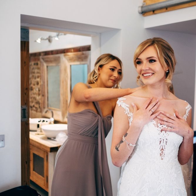Bridal Preparations | Dale Weeks Photography