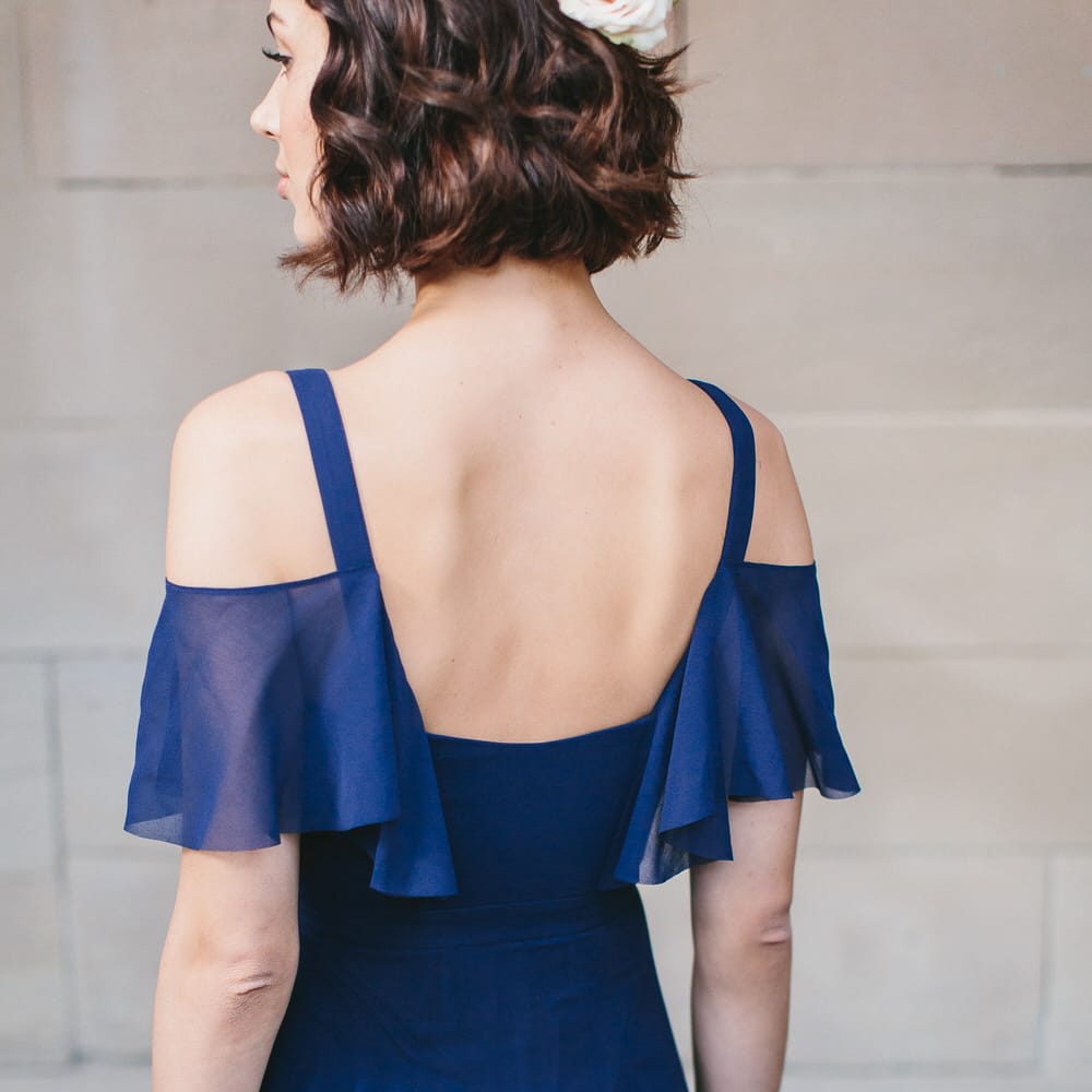 <a href="https://www.coast stores.com/p/illy ruffle cold shoulder dres/1890620?utm_source=Rock_my_wedding2&utm_medium=social&utm_campaign=blog_post&utm_content=illymaxidress" rel="noopener" target="_blank">Illy Ruffle Cold Shoulder Dress By Coast</a>
