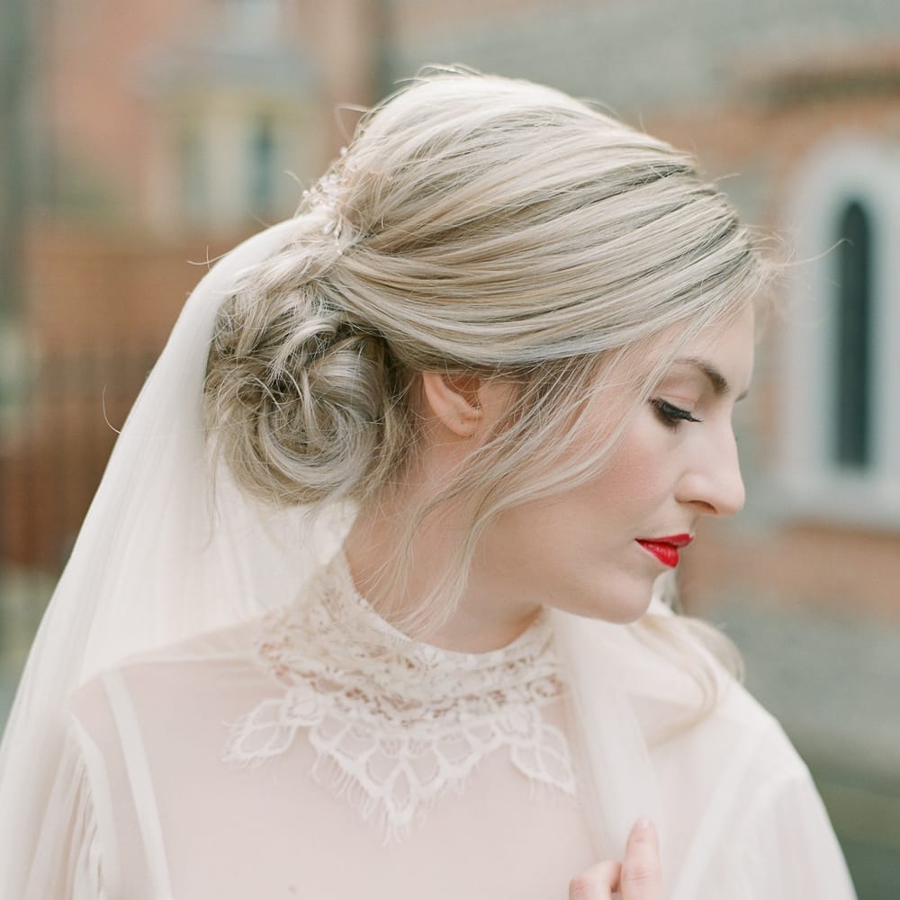 Sky Blue & Coral Wedding Inspiration For An Elegant Shoot In A Glasshouse At The Bombay Sapphire Distillery With Images From Julie Michaelsen Photography