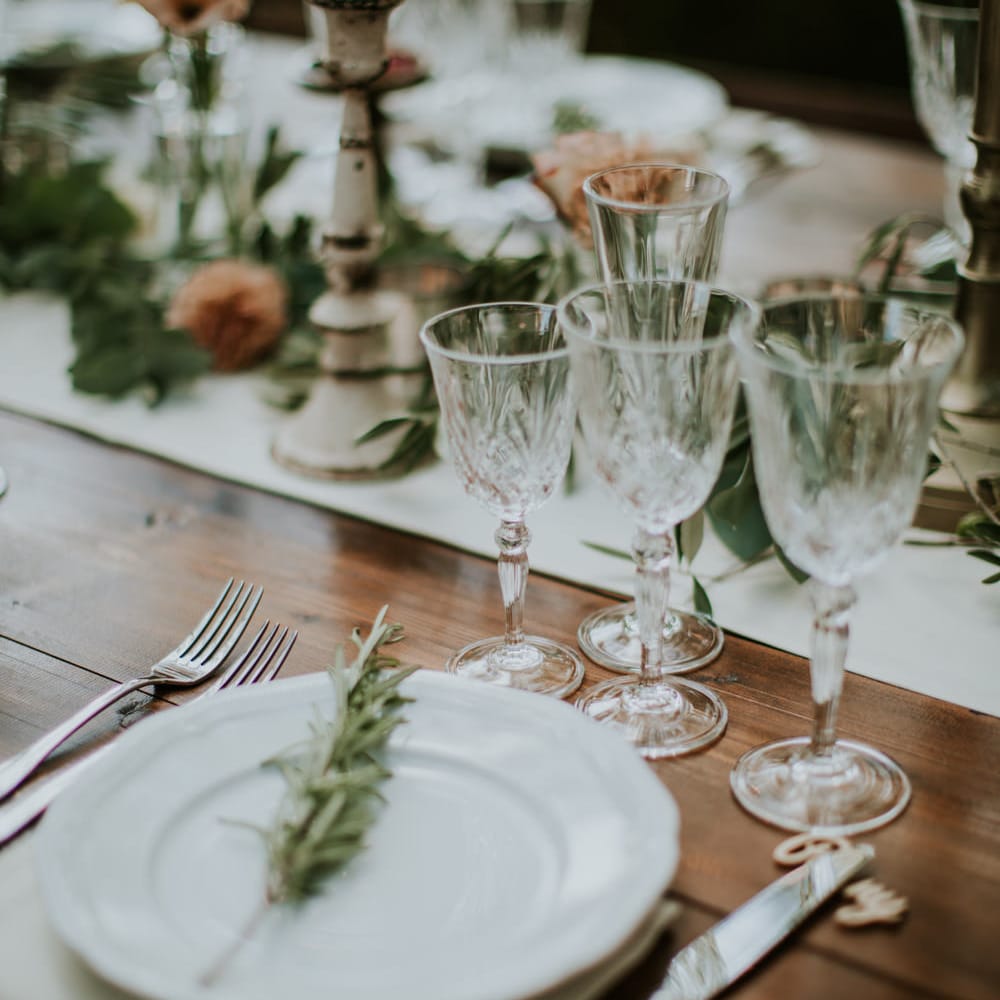 Elegant Place Setting | Tuscan Wedding Planned by Romeo & Juliet Weddings | D&A Photography | Ben Walton Films