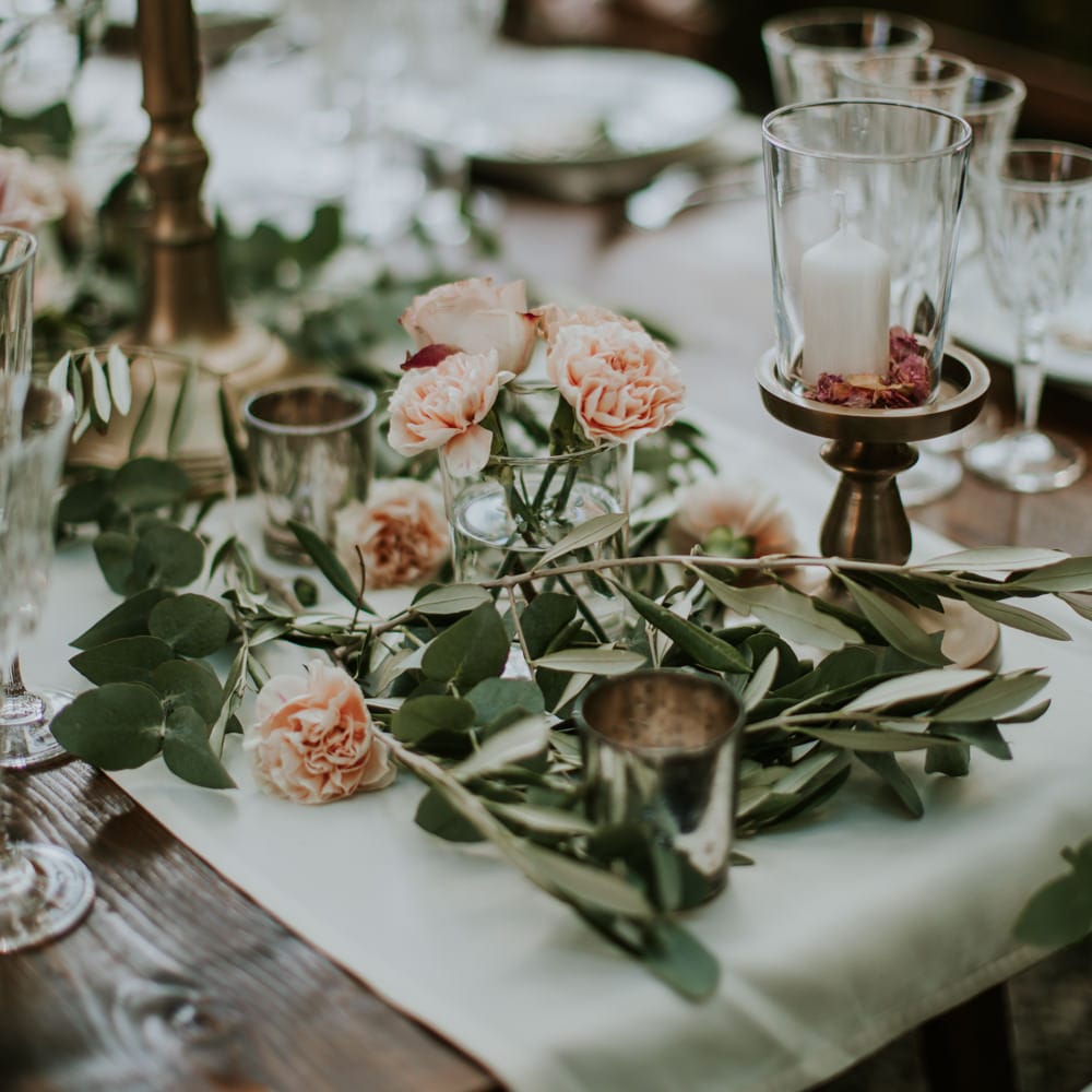 Elegant Tablescape | Tuscan Wedding Planned by Romeo & Juliet Weddings | D&A Photography | Ben Walton Films