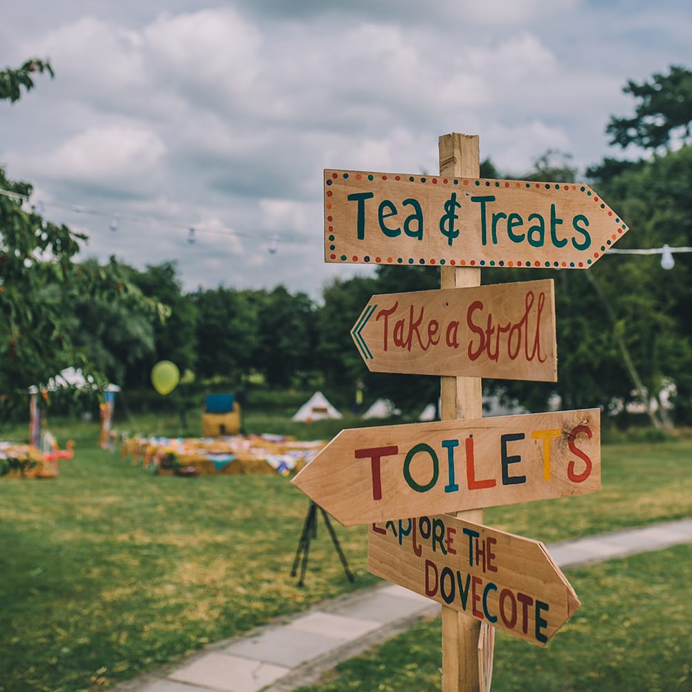 Wooden Signage For Wedding // Image By Story + Colour