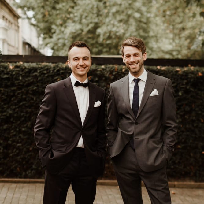 Groom In Tux For Elegant Intimate Town House Wedding Image By The Curries