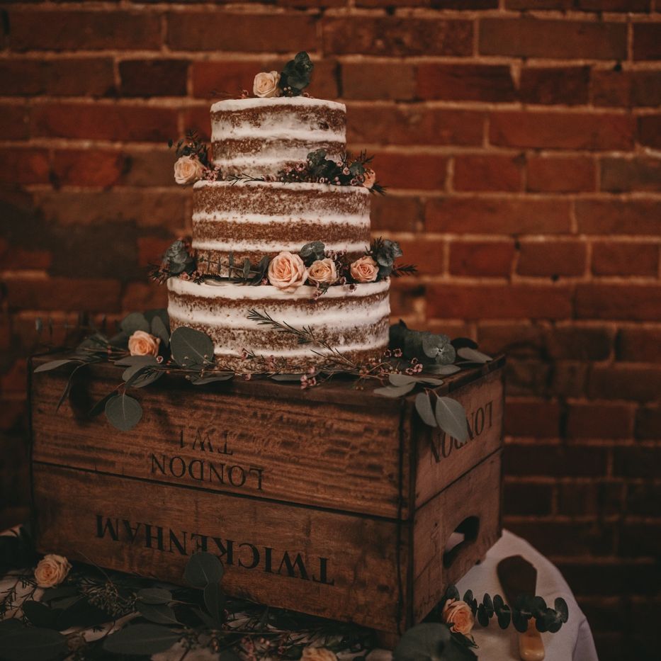 Naked Wedding Cake