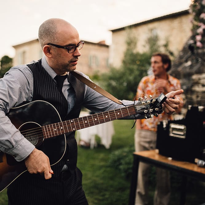 Outdoor Wedding Entertainment