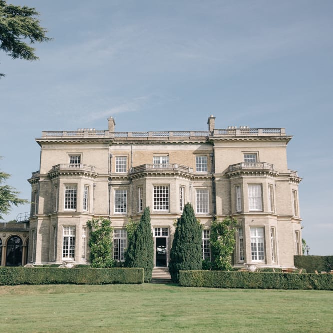 Elegant, Pastel Wedding at Hedsor House, Buckinghamshire | M & J Photography | Shoot It Yourself Films