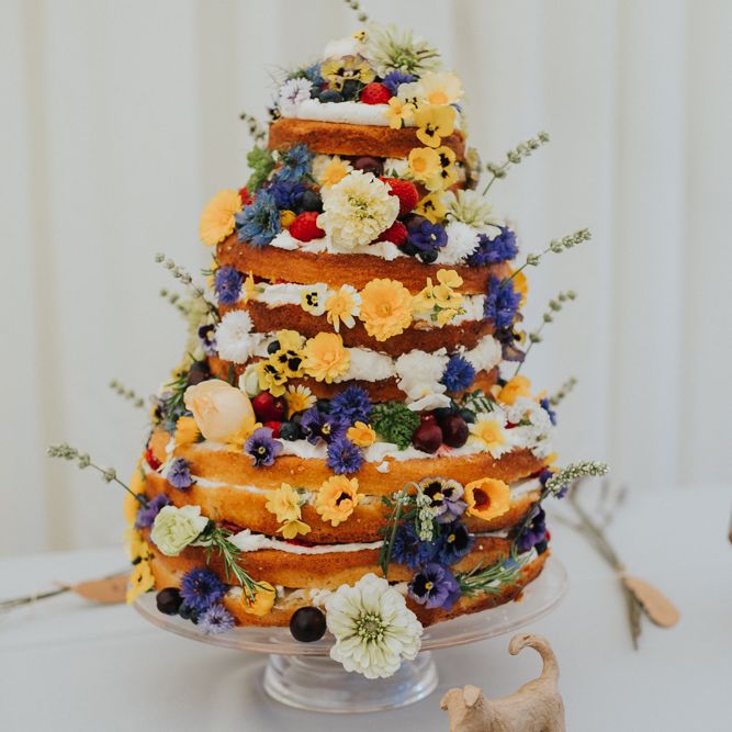 Homemade Sponge Wedding Cake | Classic Wedding at Yeldersley Hall in Derbyshire | Luis Calow Photography