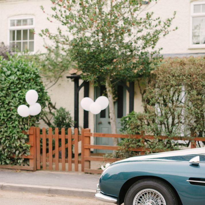 Antique Wedding Car & Balloons