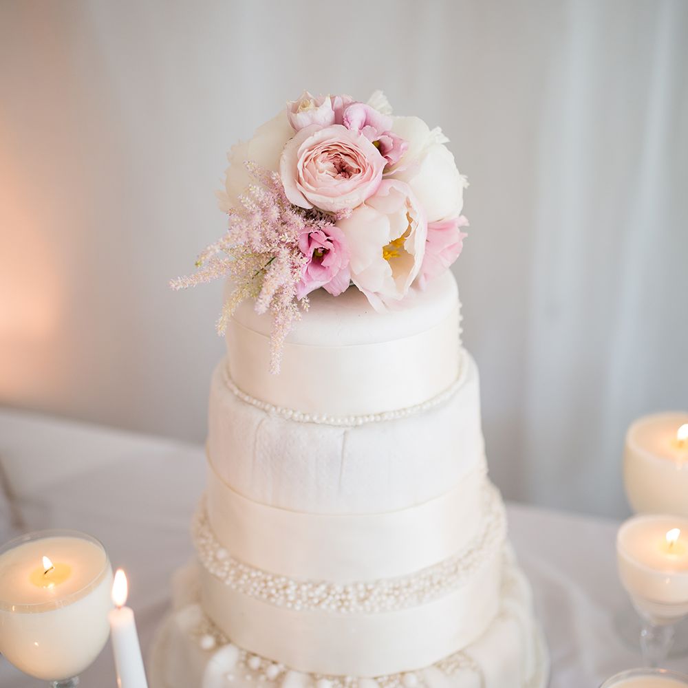 Elegant Wedding Cake